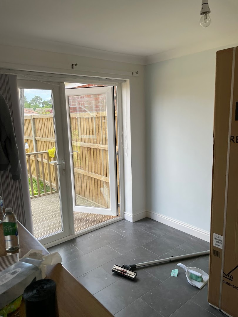 NO JOB 2 SMALL PAINTER AND DECORATOR — Photos 7
