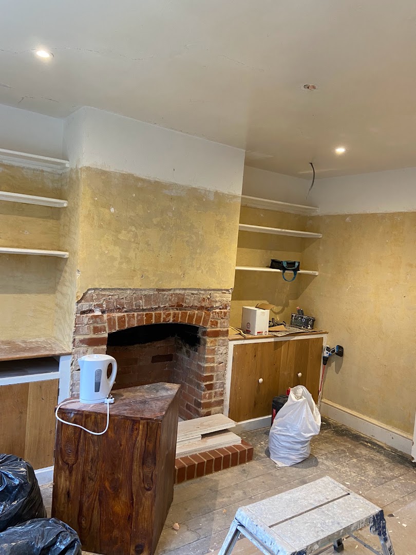 NO JOB 2 SMALL PAINTER AND DECORATOR — Photos 6